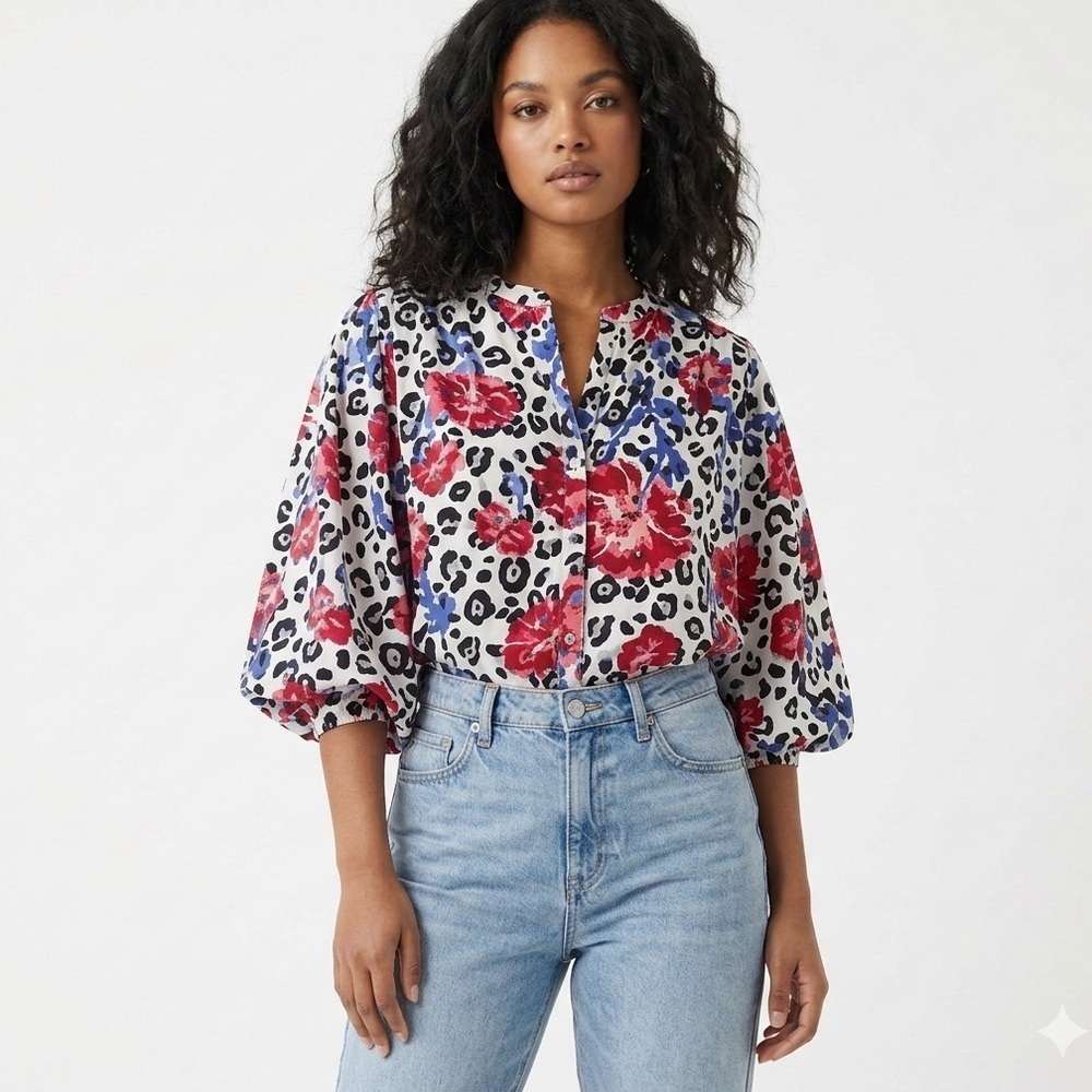 Ariat women’s eyelet blouse bold floral and animal print oversized size small
